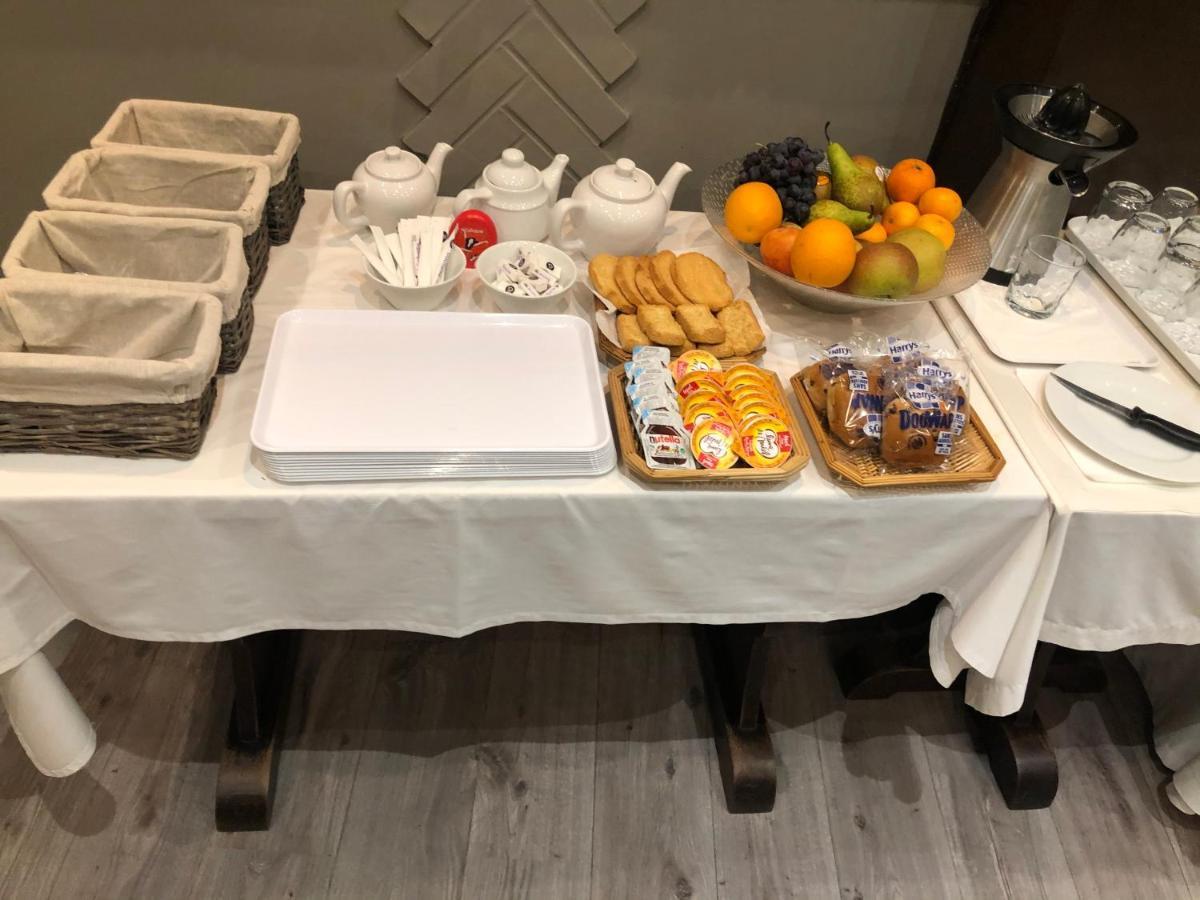 Hotel Joly Armentières 外观 照片