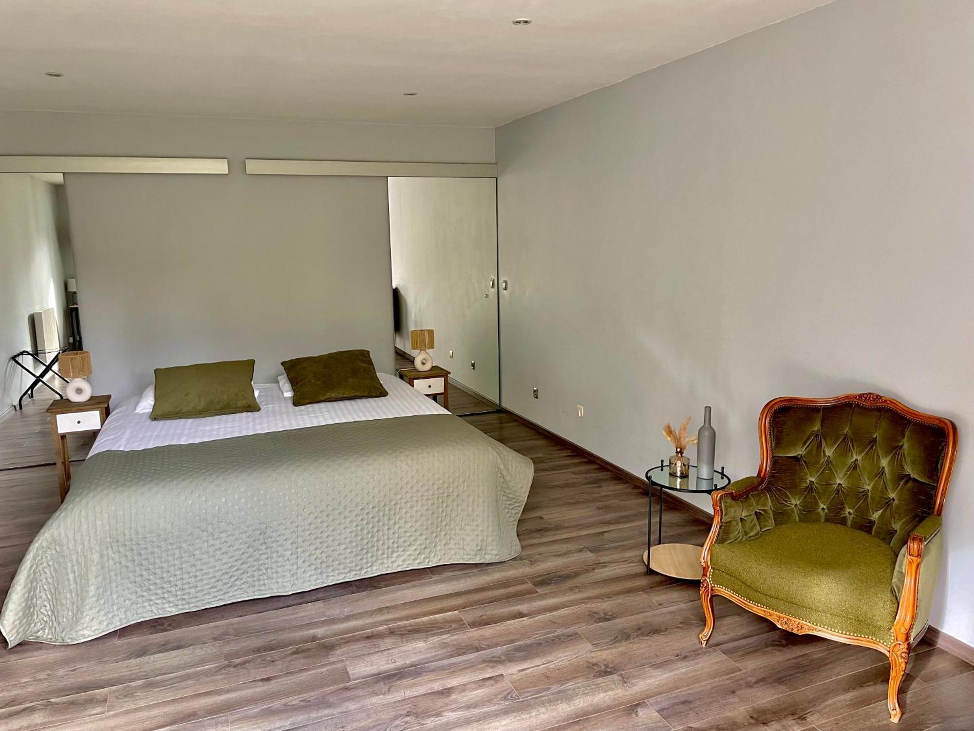 Hotel Joly Armentières 外观 照片
