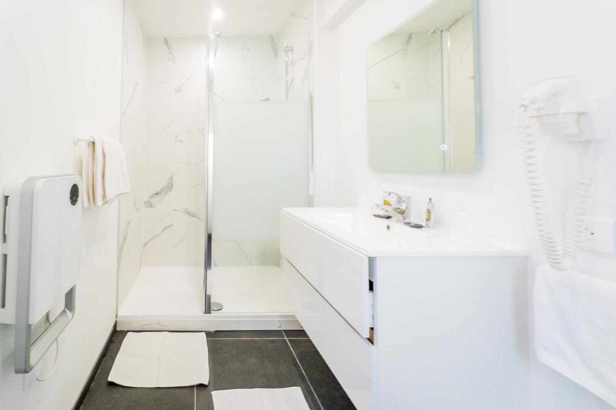 Hotel Joly Armentières 外观 照片