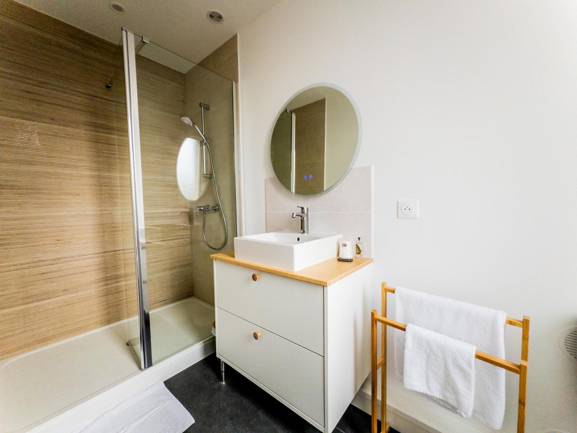 Hotel Joly Armentières 外观 照片